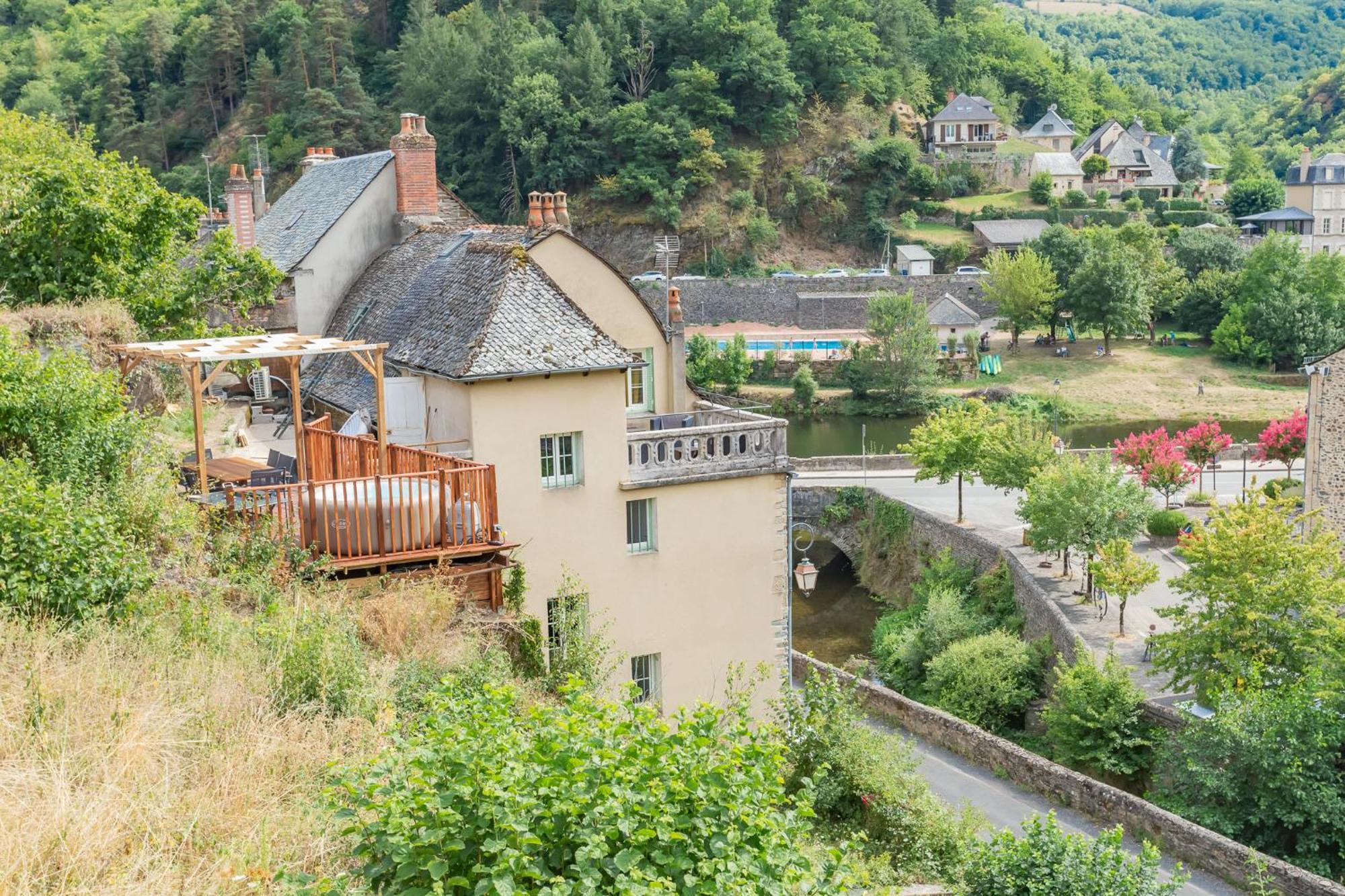 L'estagnole Holiday home Estaing (Aveyron)